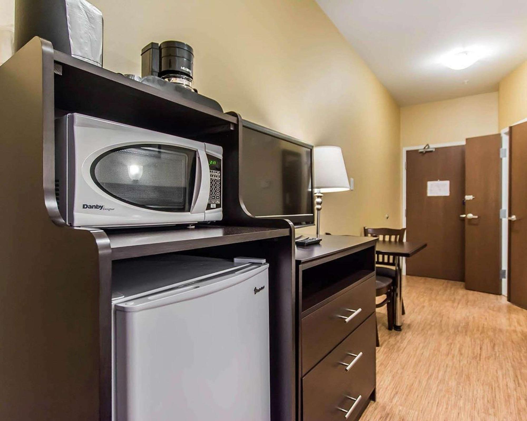 Quality Inn Moncton Eksteriør billede