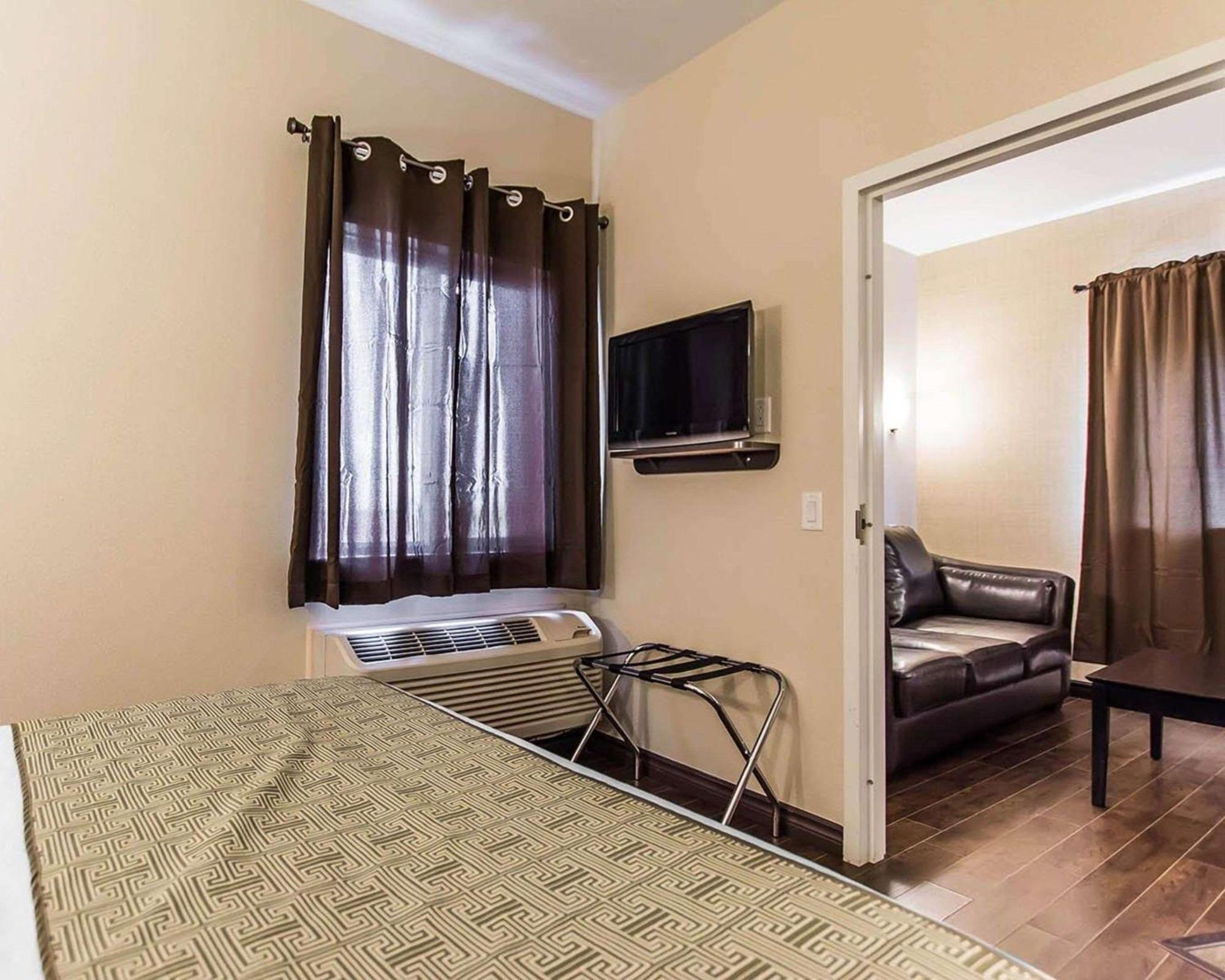Quality Inn Moncton Eksteriør billede